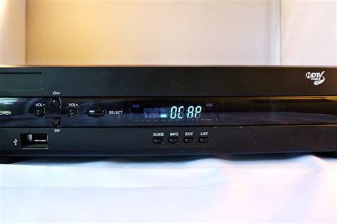 how to hook up time warner cable box to tv